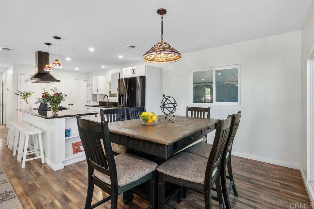 https://cdn.realtyfeed.com/cdn/127/306653346/85d0e6533c9e988522f8440f471369e7.webp