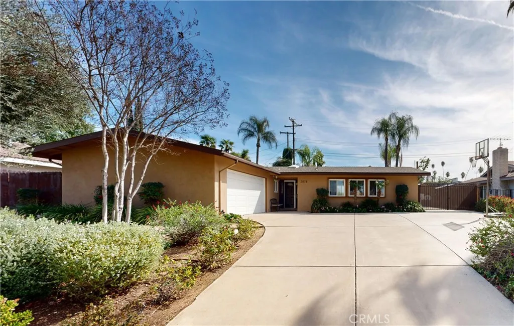 2078 Livingston, Riverside, CA 92506 - Main photo, Riverside, CA