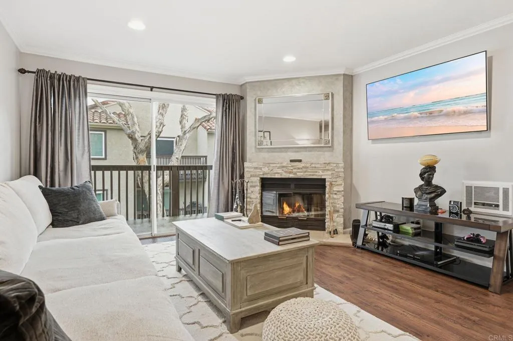 https://cdn.realtyfeed.com/cdn/127/306653355/658f5fc9c7560541718f8b3c764b92a9.webp