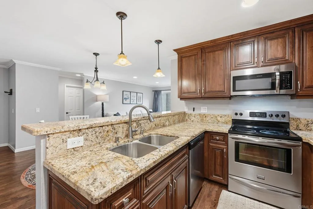 https://cdn.realtyfeed.com/cdn/127/306653355/b34bd19fb22dcbdd1f86acc35e31c958.webp