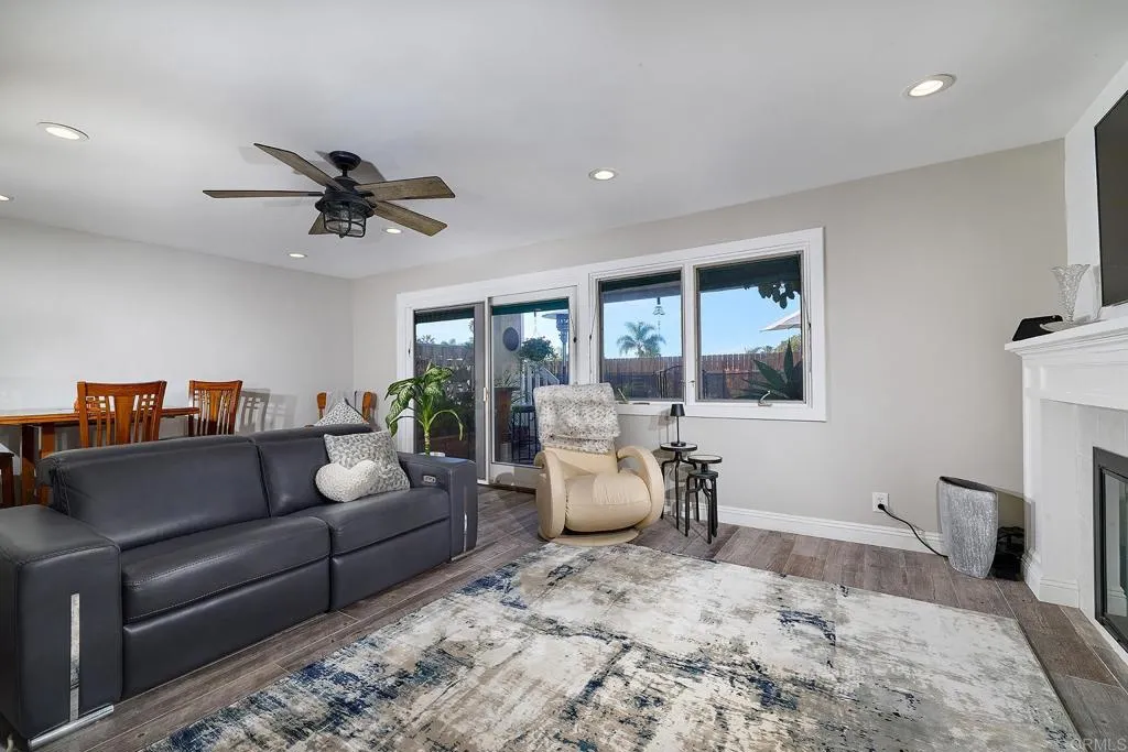 https://cdn.realtyfeed.com/cdn/127/306653360/725e275c93388d4eede82e1097d5340e.webp