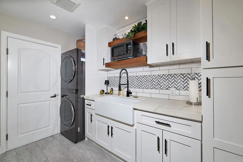 https://cdn.realtyfeed.com/cdn/127/306653360/83572b1412fa302342d4a8c0dd4c0676.webp