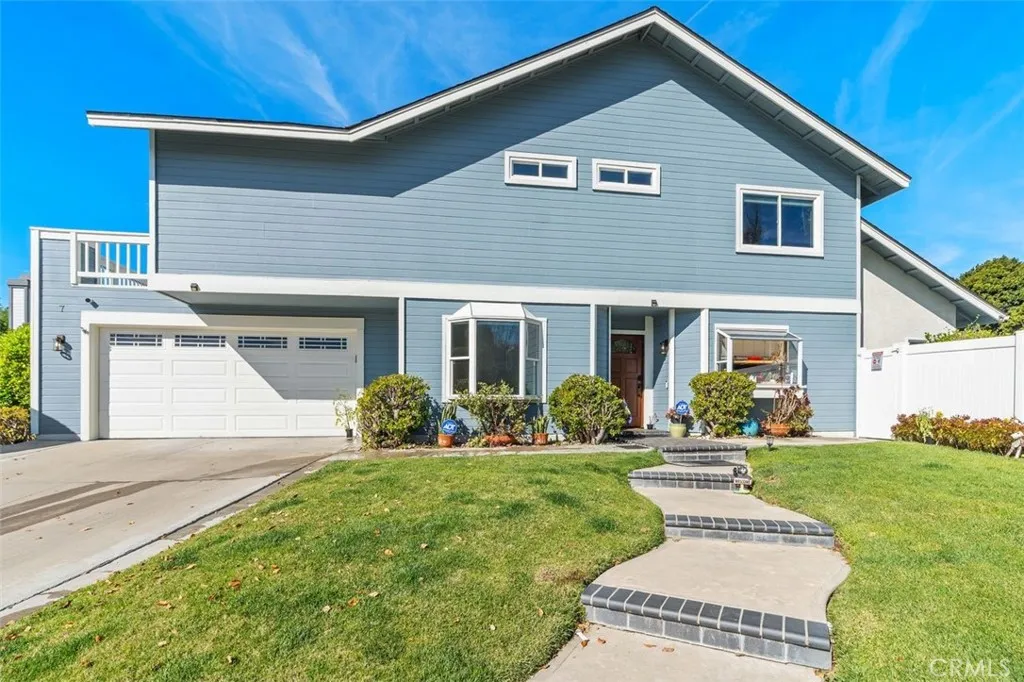 Laguna Hills, CA 92653
