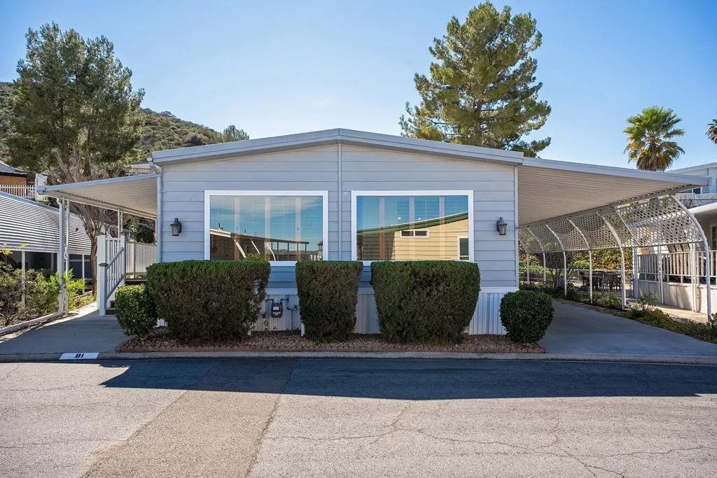 https://cdn.realtyfeed.com/cdn/127/306653416/48eb6462bdaa9b279d8b8bab68d318d2.webp