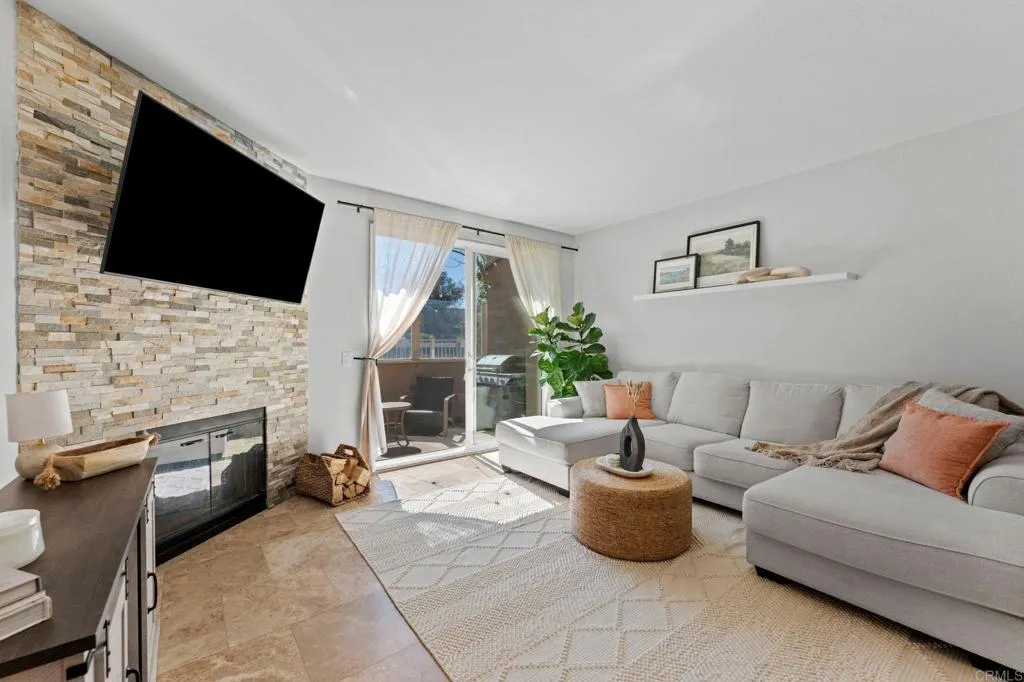 https://cdn.realtyfeed.com/cdn/127/306653424/61e410ddb7c3726e5056ca5d312cb0d7.webp
