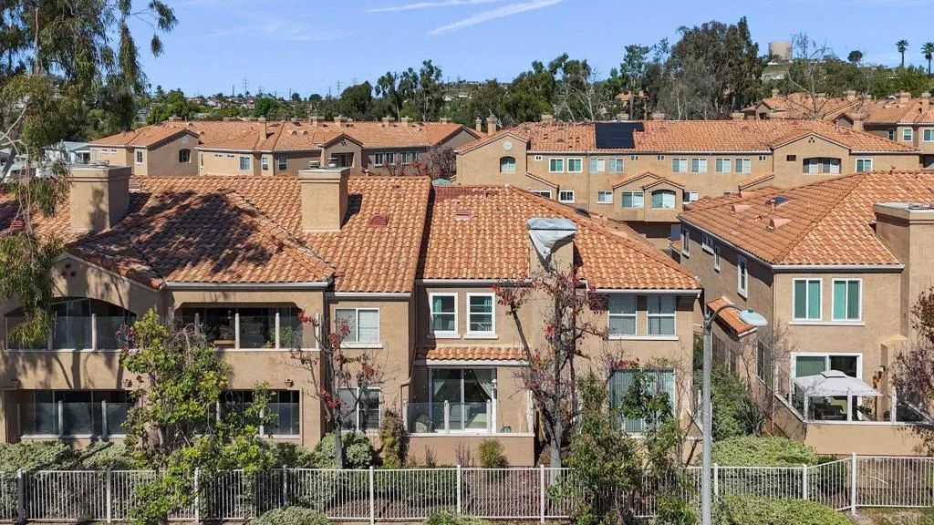 https://cdn.realtyfeed.com/cdn/127/306653424/a87469f6bd3e210b1d426000cb6efa07.webp