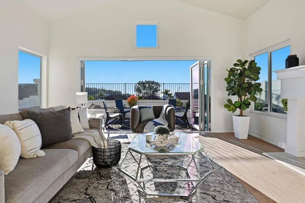 https://cdn.realtyfeed.com/cdn/127/306653479/ba14b04d96a30da18d3852644970d71a.webp