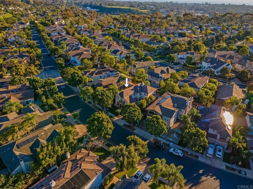 https://cdn.realtyfeed.com/cdn/127/306653556/45b5ef3069d2515e0d97d5914a496b6c.webp