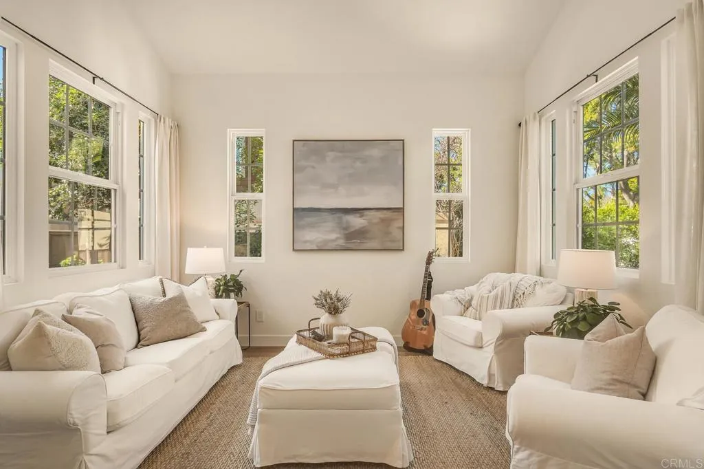 https://cdn.realtyfeed.com/cdn/127/306653556/6712ae5d984b967c44bb6a14f677d3e5.webp