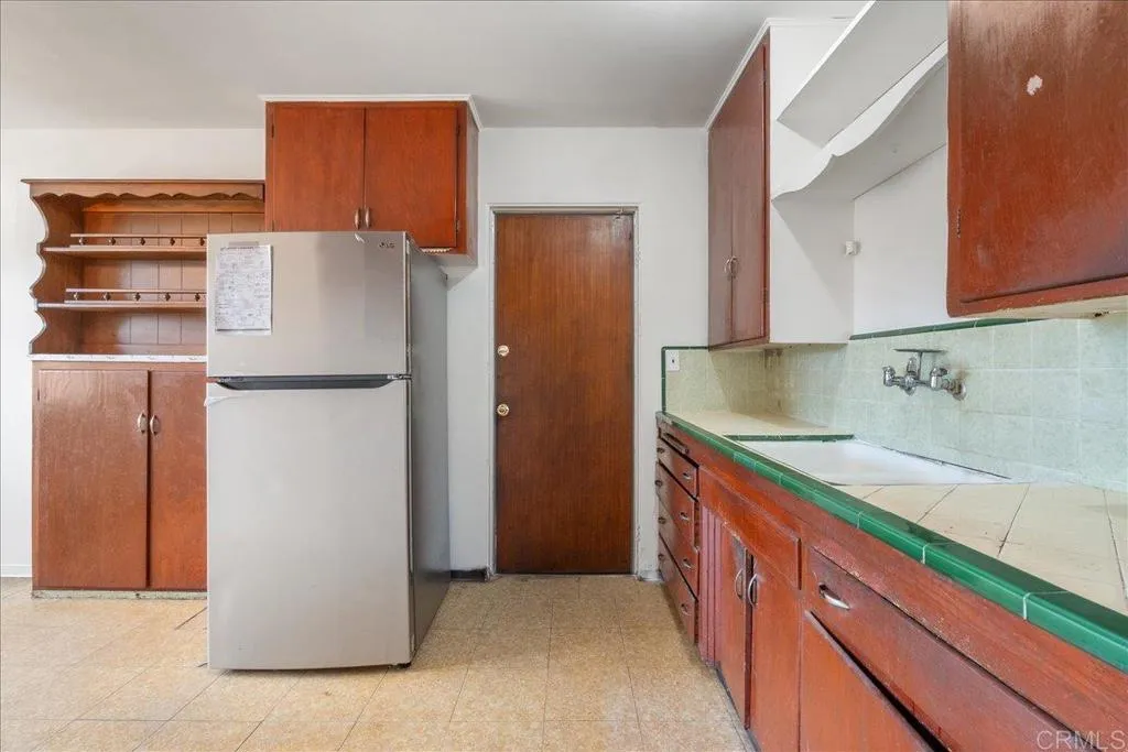 https://cdn.realtyfeed.com/cdn/127/306653568/c2652a36088750ec68393f007cb6b1fa.webp