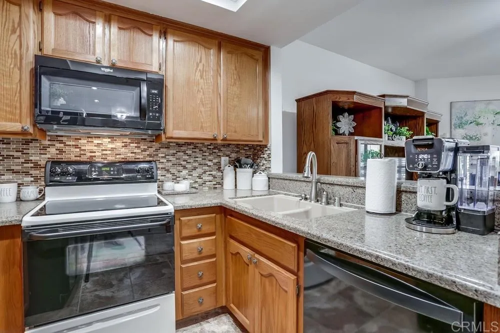 Photo #1: PTP2601514 Listing: Photo #1