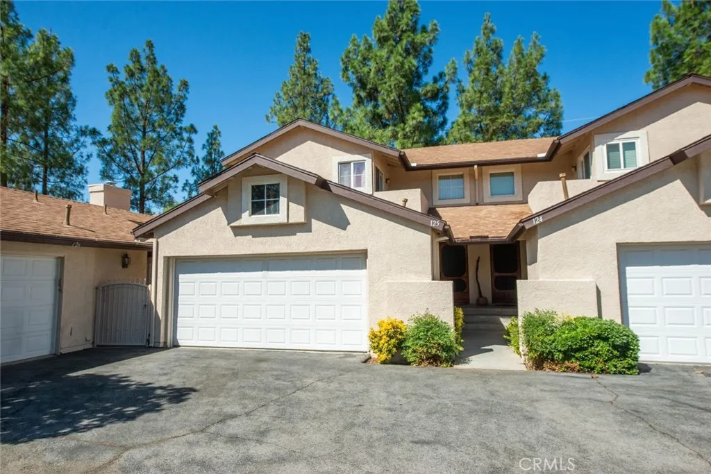 Saugus, CA 91390