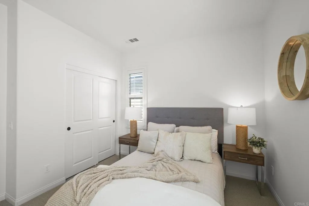 https://cdn.realtyfeed.com/cdn/127/306653685/01cab3c34e19f1d74cad2a5439c54eab.webp