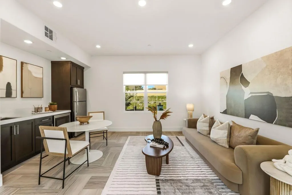8451 Hidden Cove Way, San Diego, CA, 92127