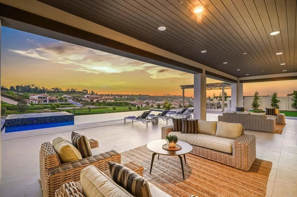 8451 Hidden Cove Way, San Diego, CA, 92127