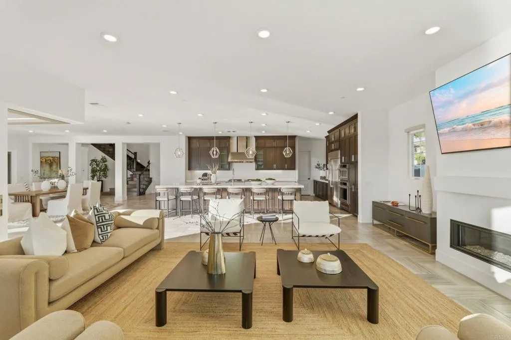 8451 Hidden Cove Way, San Diego, CA, 92127