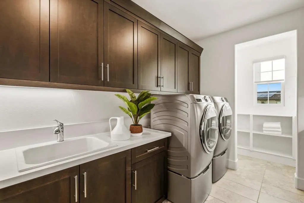 8451 Hidden Cove Way, San Diego, CA, 92127