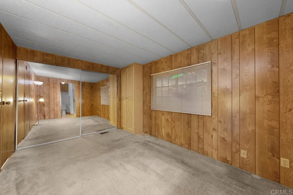 https://cdn.realtyfeed.com/cdn/127/306653716/37832d16e48d60064a64f3c9b023c803.webp