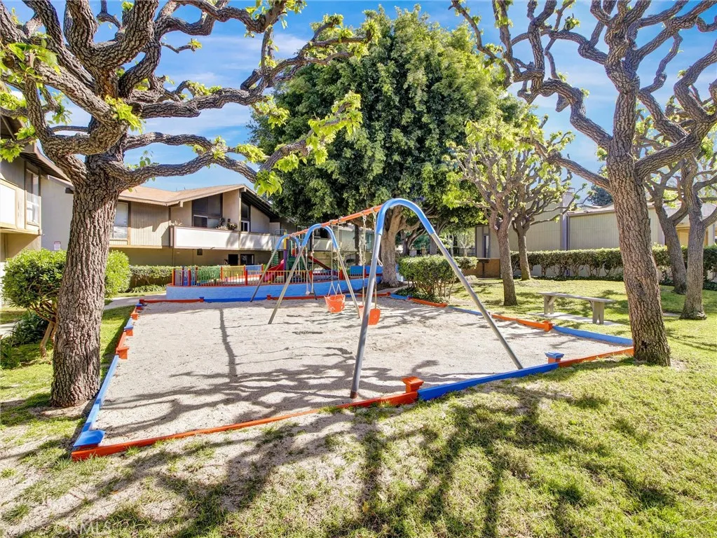 806 Coriander Unit C, Torrance, CA 90502 - Photo 4 of 18, Torrance, CA