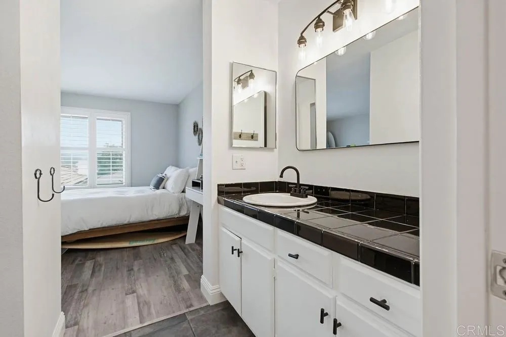 https://cdn.realtyfeed.com/cdn/127/306653733/a5b4b0fc7452c5393f2f7d318e34c109.webp