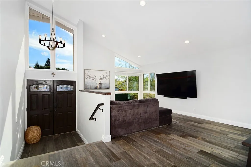 3001 Sunflower, Thousand Oaks, CA 91360 - Photo 3 of 32, Thousand Oaks, CA