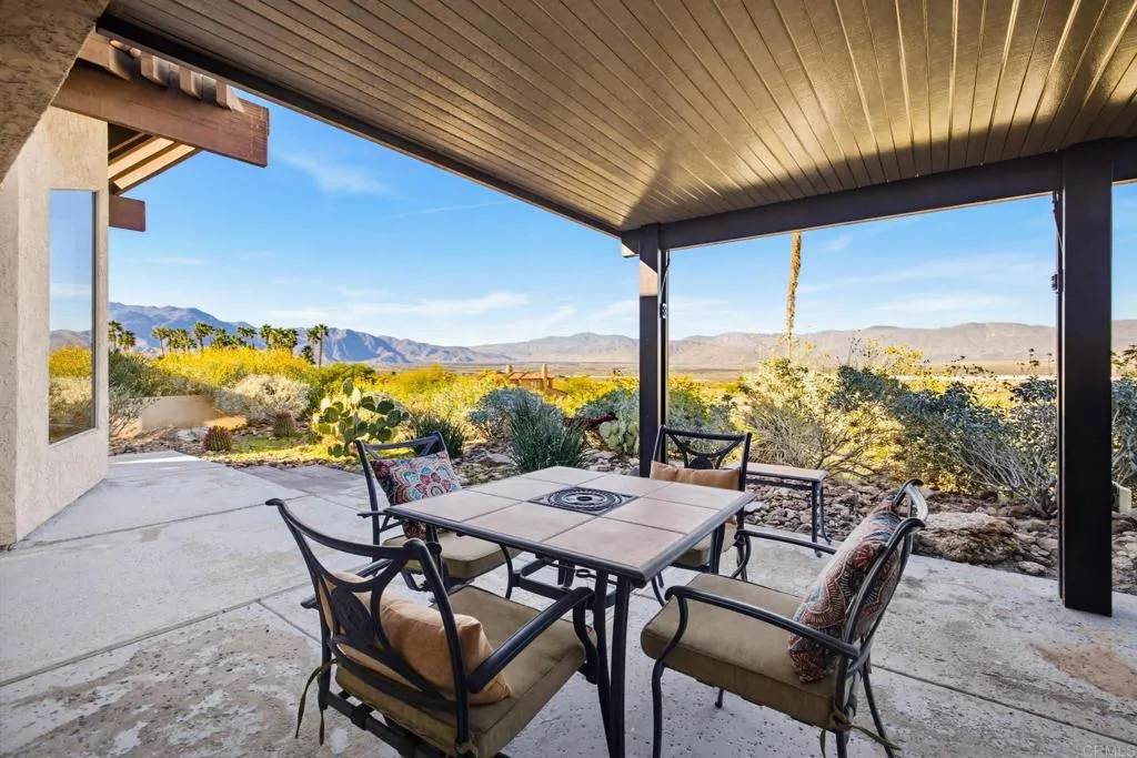https://cdn.realtyfeed.com/cdn/127/306653750/6215ea8677a066d6b50b674ca6ed60c0.webp