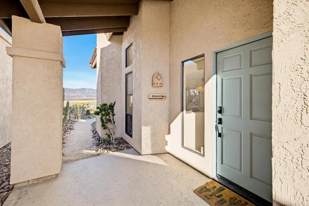 https://cdn.realtyfeed.com/cdn/127/306653750/708bf109a9ee97a64b4f4baf3c475c78.webp