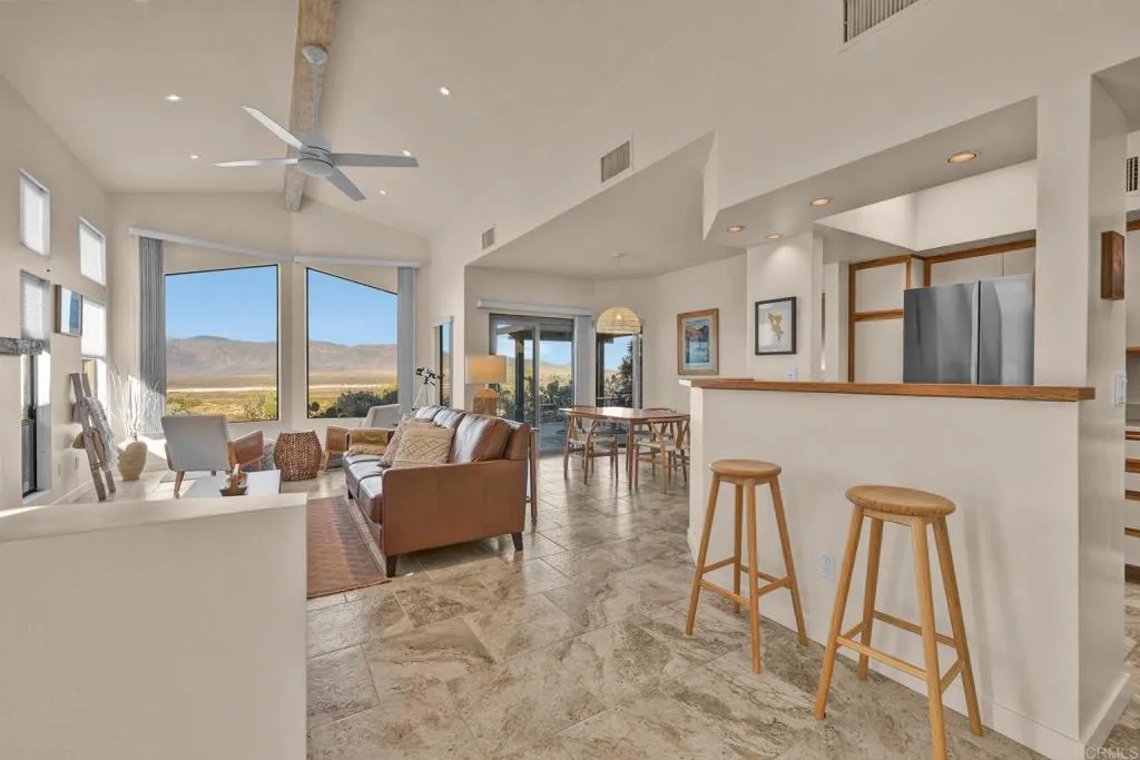 https://cdn.realtyfeed.com/cdn/127/306653750/909330762ed2f0f5eaa3f4b1061a0426.webp