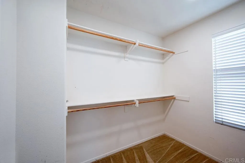 https://cdn.realtyfeed.com/cdn/127/306653783/790377901fe1ae9c96c118dcc05a45e0.webp