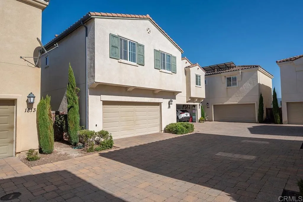 https://cdn.realtyfeed.com/cdn/127/306653783/984e1808ce8912e5e1492b0a14b4e4c0.webp