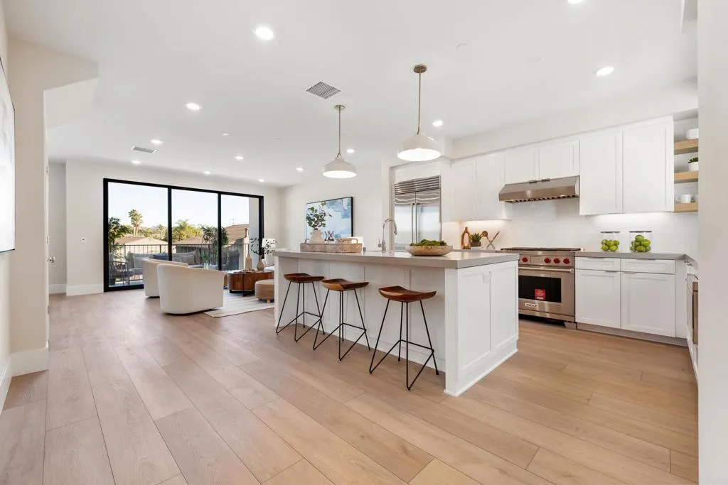 318 Chinquapin Avenue, Carlsbad, CA, 92008