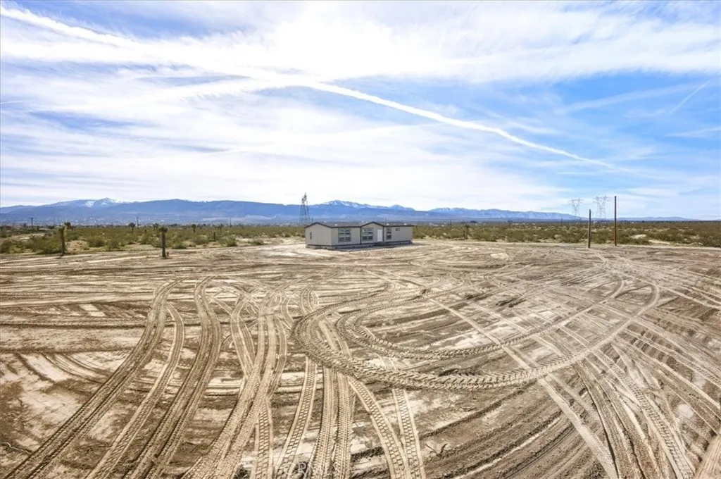 1139 Bonanza Road, Phelan, CA 92372 - Photo 4 of 35, Phelan, CA