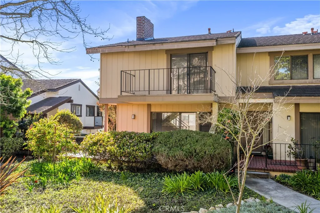 28128 Ridgepoint Court