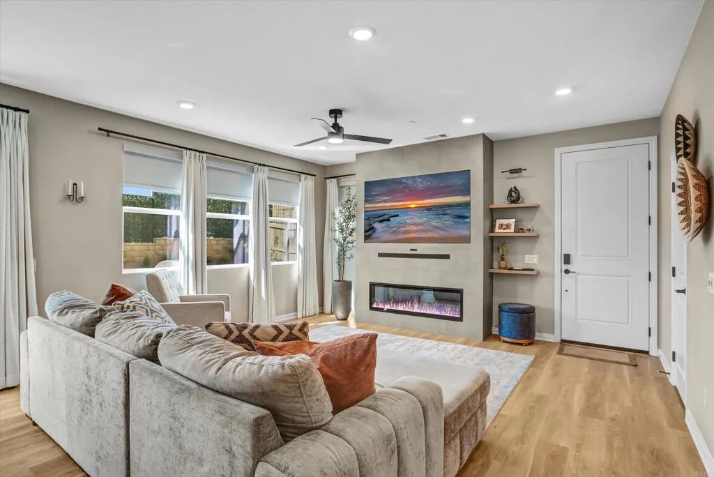 Photo #6: PTP2601524 Listing: Photo #6