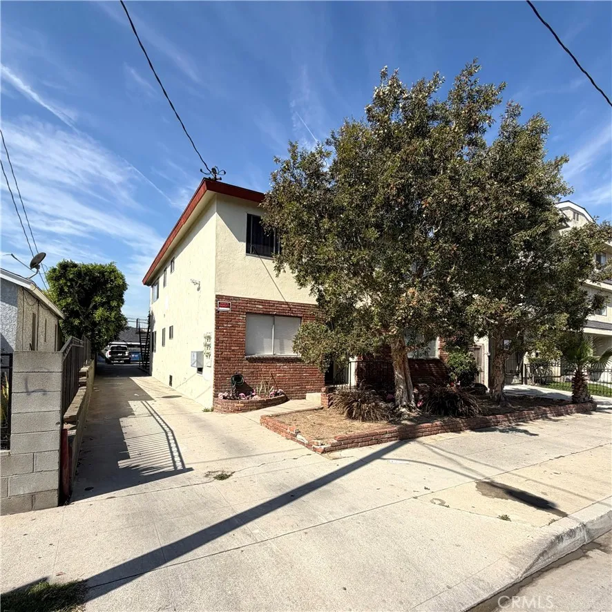 11523 Menlo Avenue Unit D, Hawthorne, CA 90250