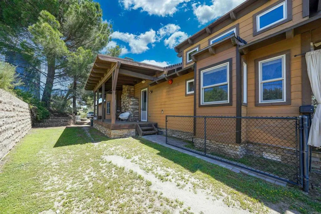 https://cdn.realtyfeed.com/cdn/127/306653989/5ed6457a148a71034288d6cf3d12f1a9.webp