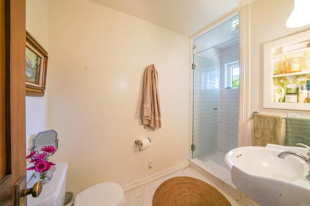 https://cdn.realtyfeed.com/cdn/127/306653989/c2f61074d1be707c9f5e18c8be9332f9.webp