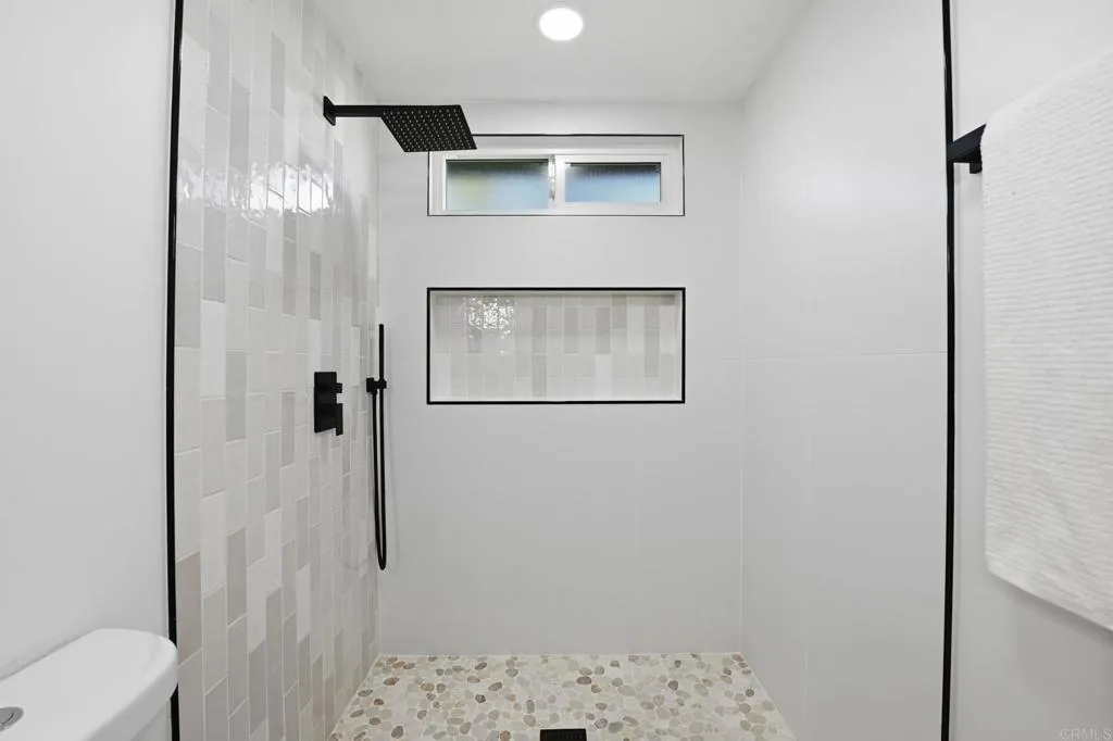 https://cdn.realtyfeed.com/cdn/127/306654041/79baf9125ebe0f316bfb4b05c29d8531.webp