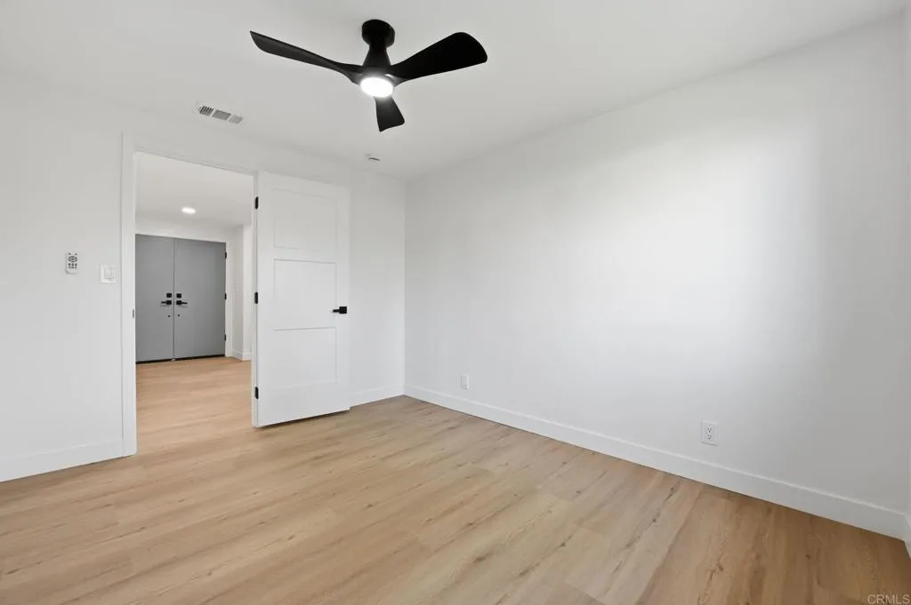 https://cdn.realtyfeed.com/cdn/127/306654041/88df959c48da9abafe54044adc20bdb8.webp