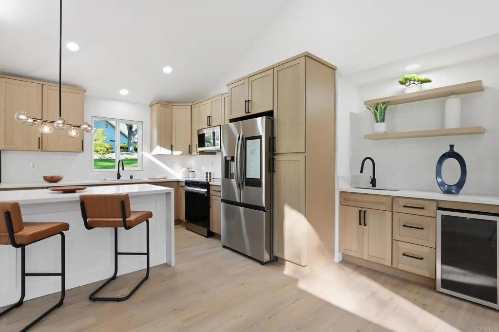 https://cdn.realtyfeed.com/cdn/127/306654041/9e65e465f261a025a90aab5f2c542533.webp