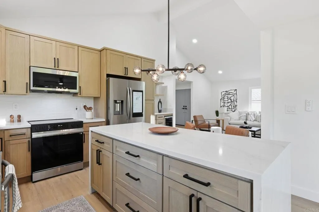 https://cdn.realtyfeed.com/cdn/127/306654041/a393a741495ce5ac8ade426332d1522f.webp