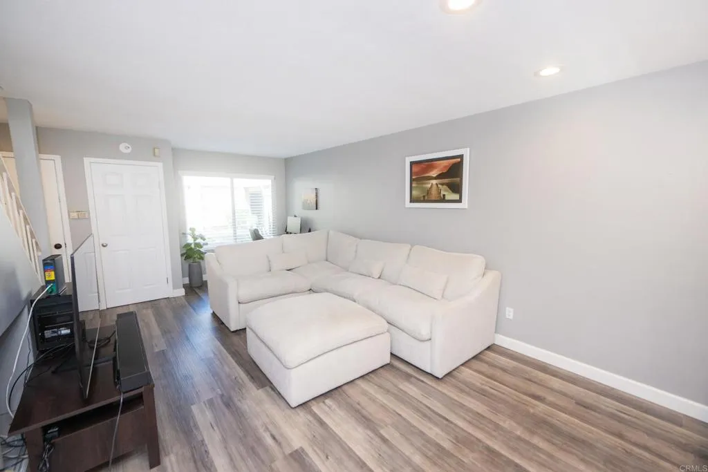 Photo #7: PTP2601528 Listing: Photo #7