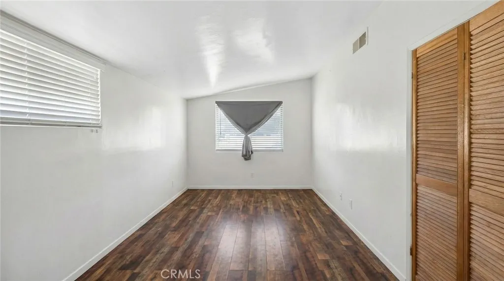 https://cdn.realtyfeed.com/cdn/127/306654051/1a8334c01c9602c0401e9a4f84e4dd58.webp