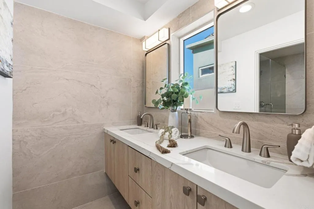 Photo #26: NDP2601916 Listing: Photo #26