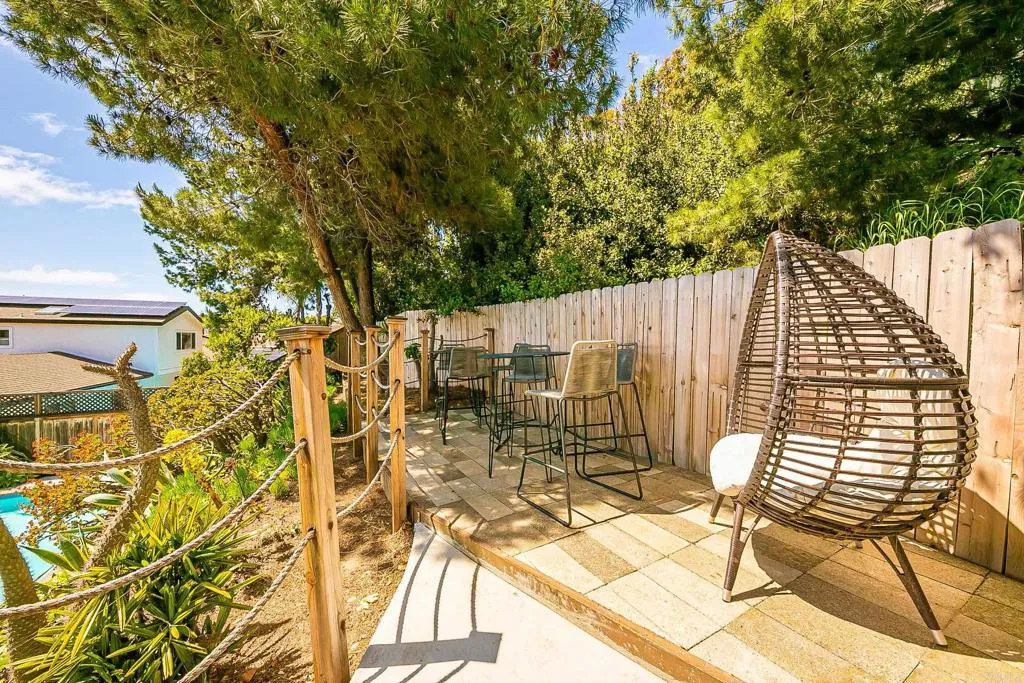 https://cdn.realtyfeed.com/cdn/127/306654141/4b5f6c49034b99163d30d7b46de616c9.webp