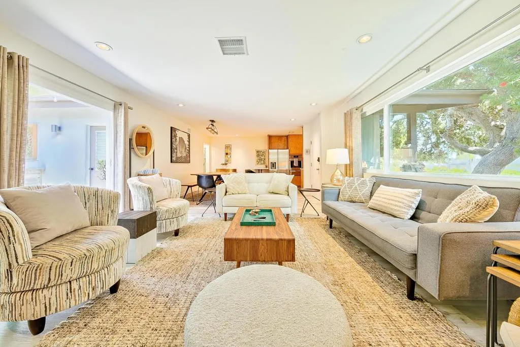 https://cdn.realtyfeed.com/cdn/127/306654141/76a56fd910c84607fa46543cf54cf94f.webp