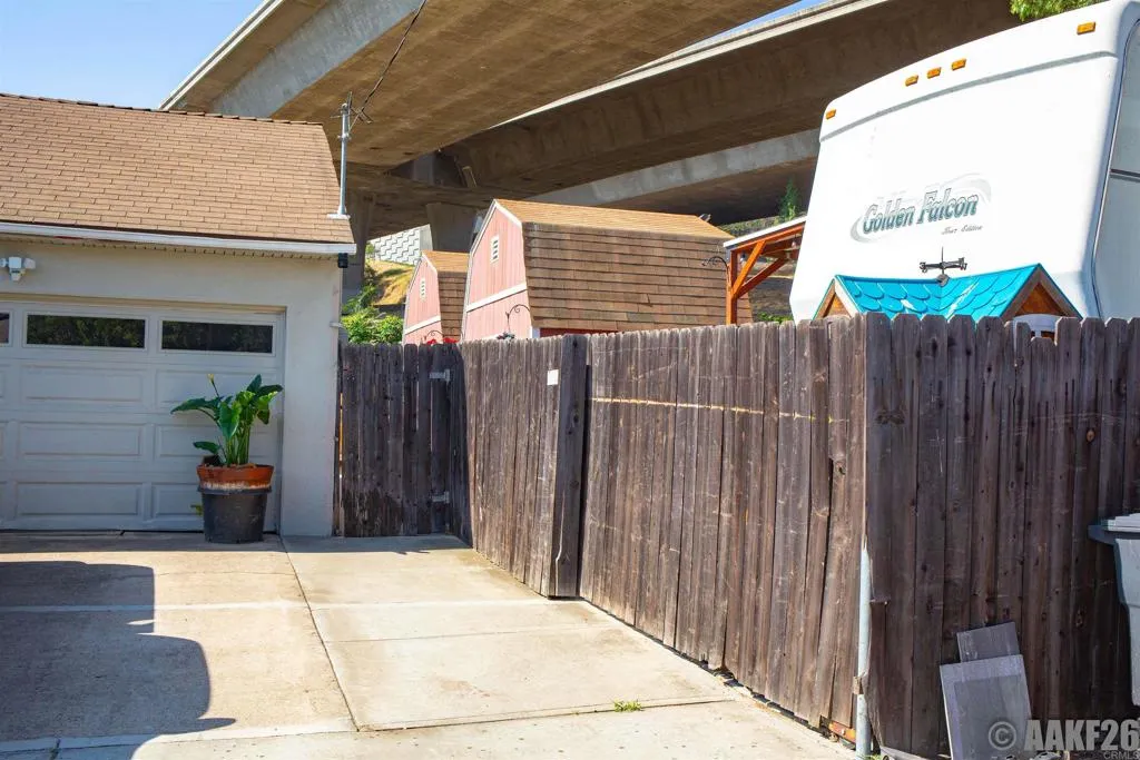 https://cdn.realtyfeed.com/cdn/127/306654146/59a393434ae2eec1148c61708d1f9815.webp