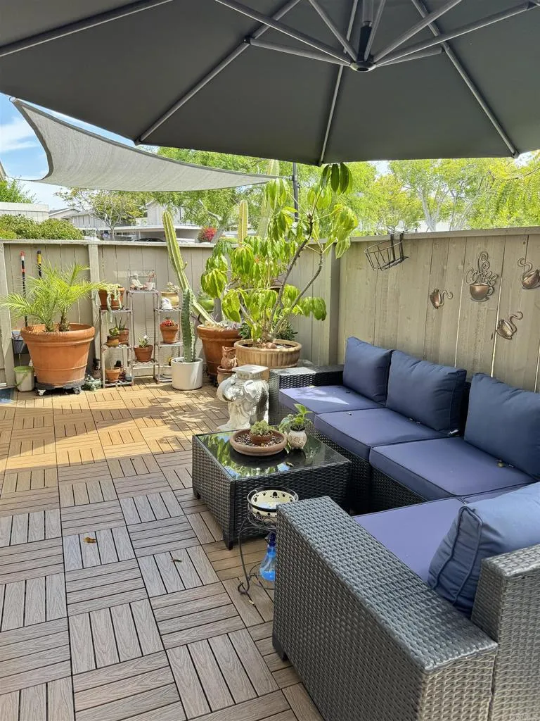 7975 Playmor Ter, San Diego, CA, 92122