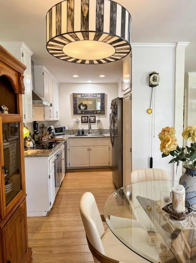 7975 Playmor Ter, San Diego, CA, 92122