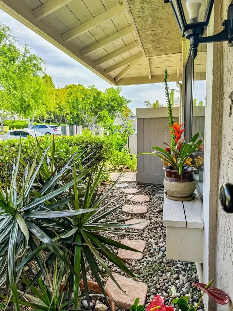 7975 Playmor Ter, San Diego, CA, 92122